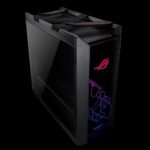 ASUS ROG Strix Helios RGB gaming kućište sa temperiranim staklom i aluminijumskim okvirom.