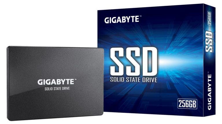 GIGABYTE SSD 256GB SATA3 2.5" disk sa oznakom brzine čitanja i upisa