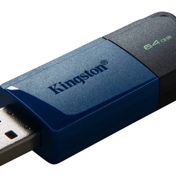 Kingston DTX 64GB USB 3.2 flash memorija u crnoj boji sa metalnim detaljima