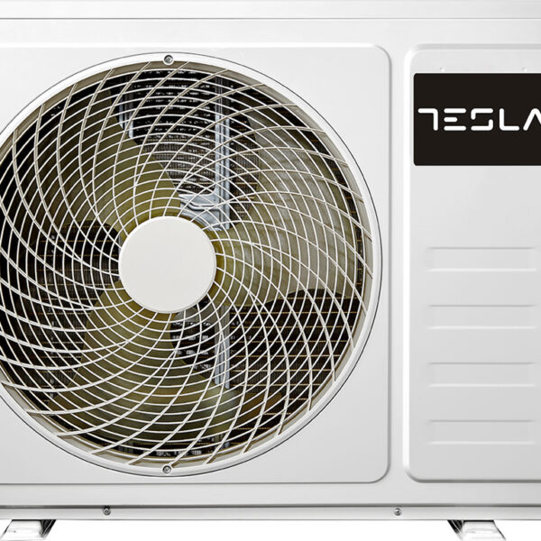 TESLA Klima TT67X81-2432A, bela klima uređaj sa eksterijernom jedinicom