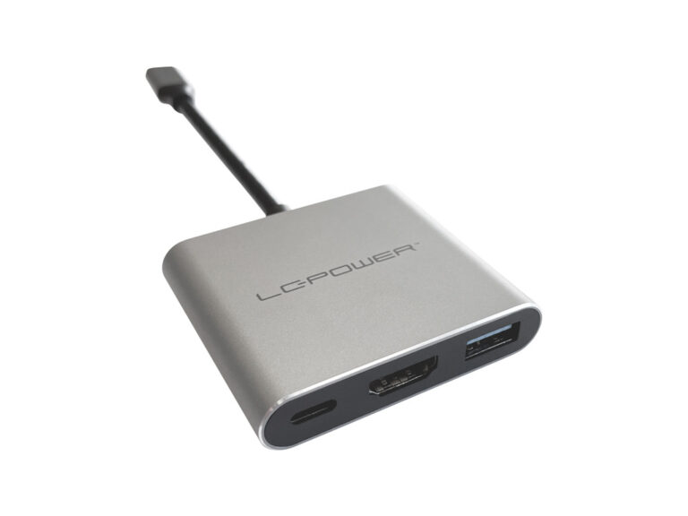 LC-Power USB-C Hub sa HDMI i USB priključcima na beloj podlozi