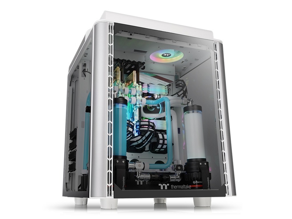 Belo Thermaltake Level 20 HT kućište sa temperisanim staklom i LED osvetljenjem