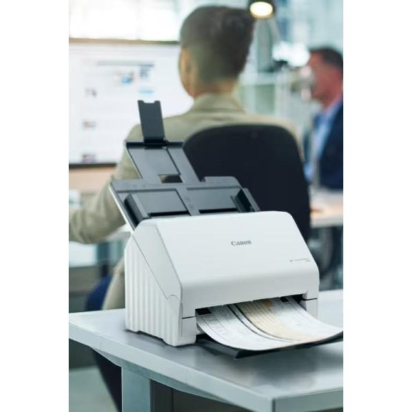 Canon skener R30 na bijeloj podlozi