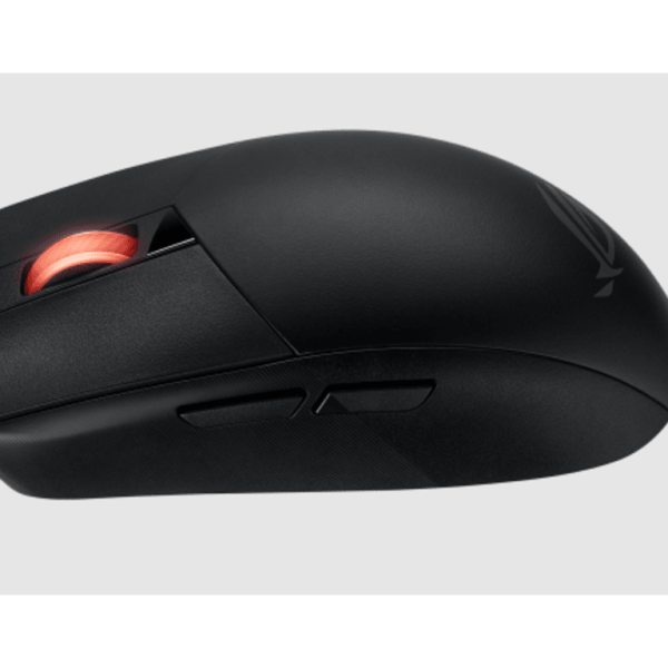 Asus ROG Strix Impact III wireless gaming miš crni na crnoj podlozi