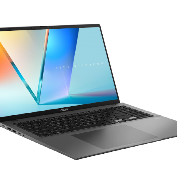 ASUS VivoBook S S3607VA-RP031 laptop mat sive boje s otvorenim ekranom i osvijetljenom tastaturom