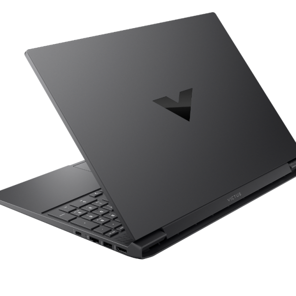 HP Victus 15-fa2013dx crni gaming laptop sa otvorenim poklopcem na stolu
