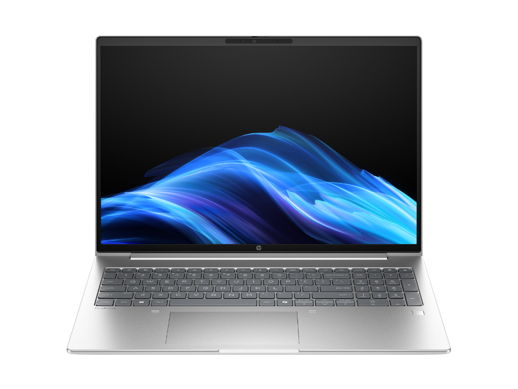 HP ProBook 16 G1iR laptop srebrne boje otvoren na stolu sa tastaturom i ekranom