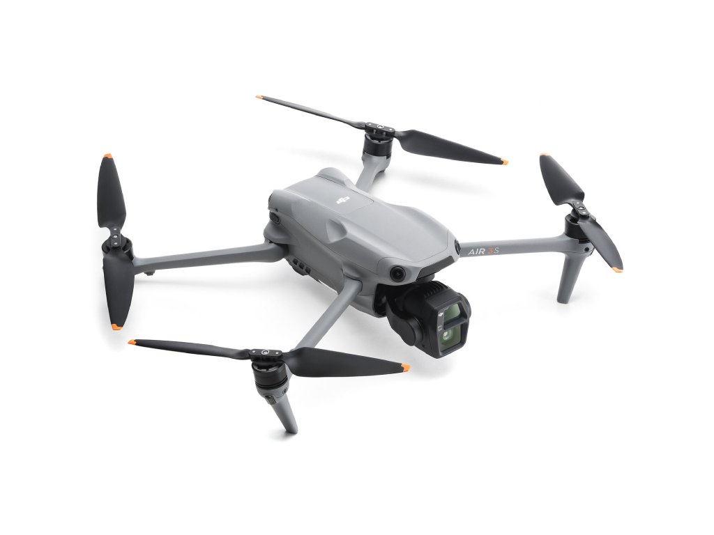 DJI Air 3S Fly More Combo RC 2 dron sa kontrolerom na bijeloj pozadini