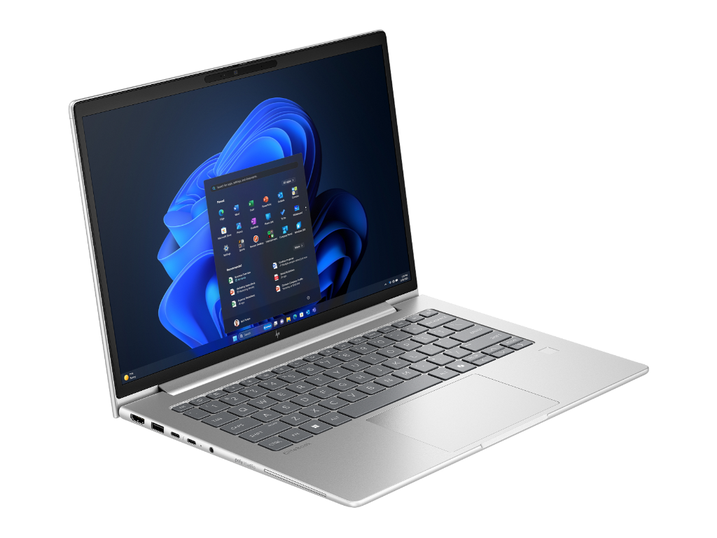 HP EliteBook 6 14 G1i laptop srebrne boje sa otvorenim poklopcem na stolu