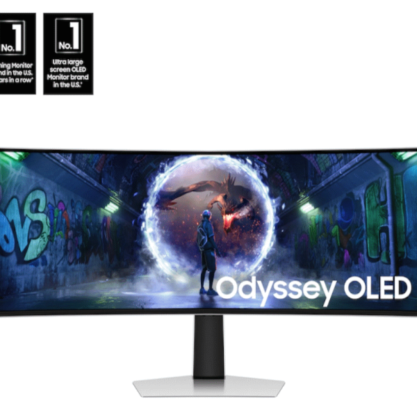 Samsung 49-inch OLED gaming monitor G9 G93SD srebrne boje na stolu