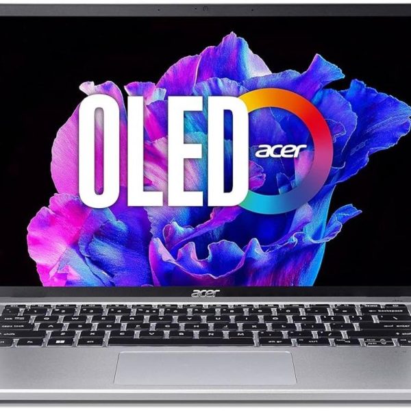 Acer Swift Go SFG14-01-X8BW laptop srebrno sivi aluminijumski dizajn