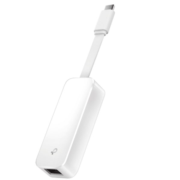 TP-Link UE300C Type-C Gigabit Ethernet Adapter na bijeloj pozadini