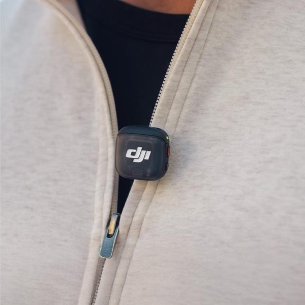 DJI Mic 3 TransmitterMikrofon,prijenos do 250m,5.5hsnimanje,48kHz 24 zvuk,8GB pohrana